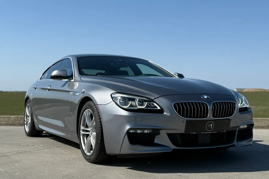 BMW Seria 6 Gran Coupé gri, vedere față trei sferturi, pachet M Sport
